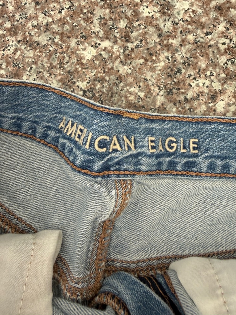 American Eagle Distressed Denim Shorts Light Wash Frayed Hem | Size 4 - Picture 12 of 14